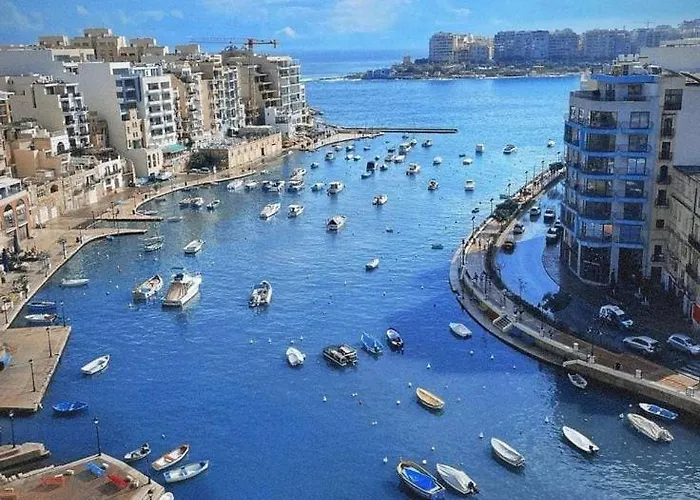 Bright And Spacious 2 Bedroom In St Julians, Steps From Spinola Bay Appartement *